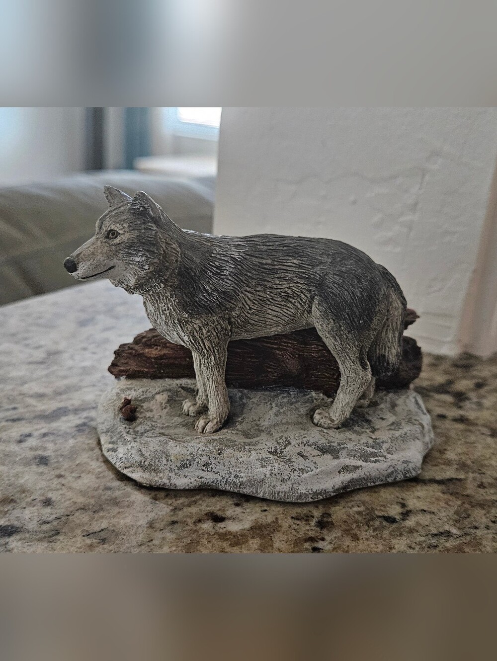 Vintage Gray Wolf Figurine by Rosie Schmidt – One World Creations